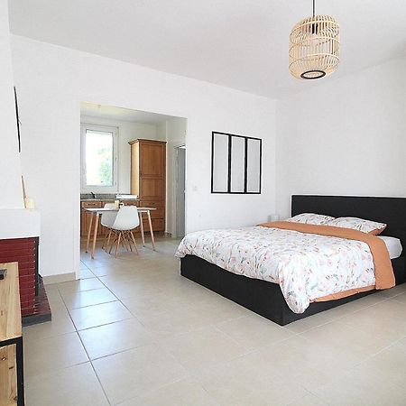Appartamento Les Nuits Bonneuilloises Le Shetland Breteuil Esterno foto